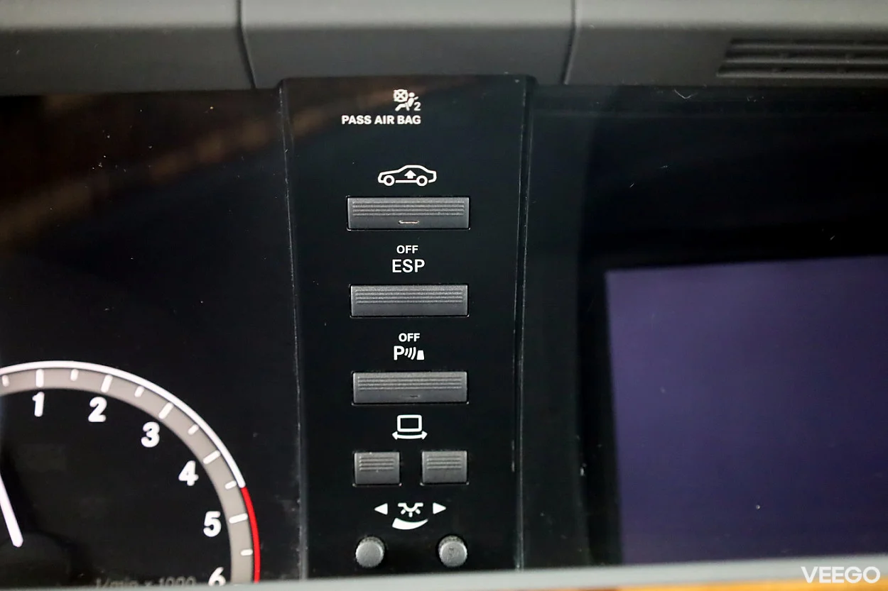 Mercedes-Benz S320 3.0 174kW