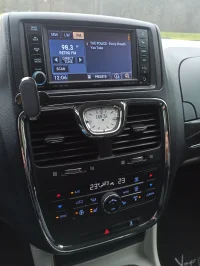 Lancia Voyager 2.8 120kW thumbnail