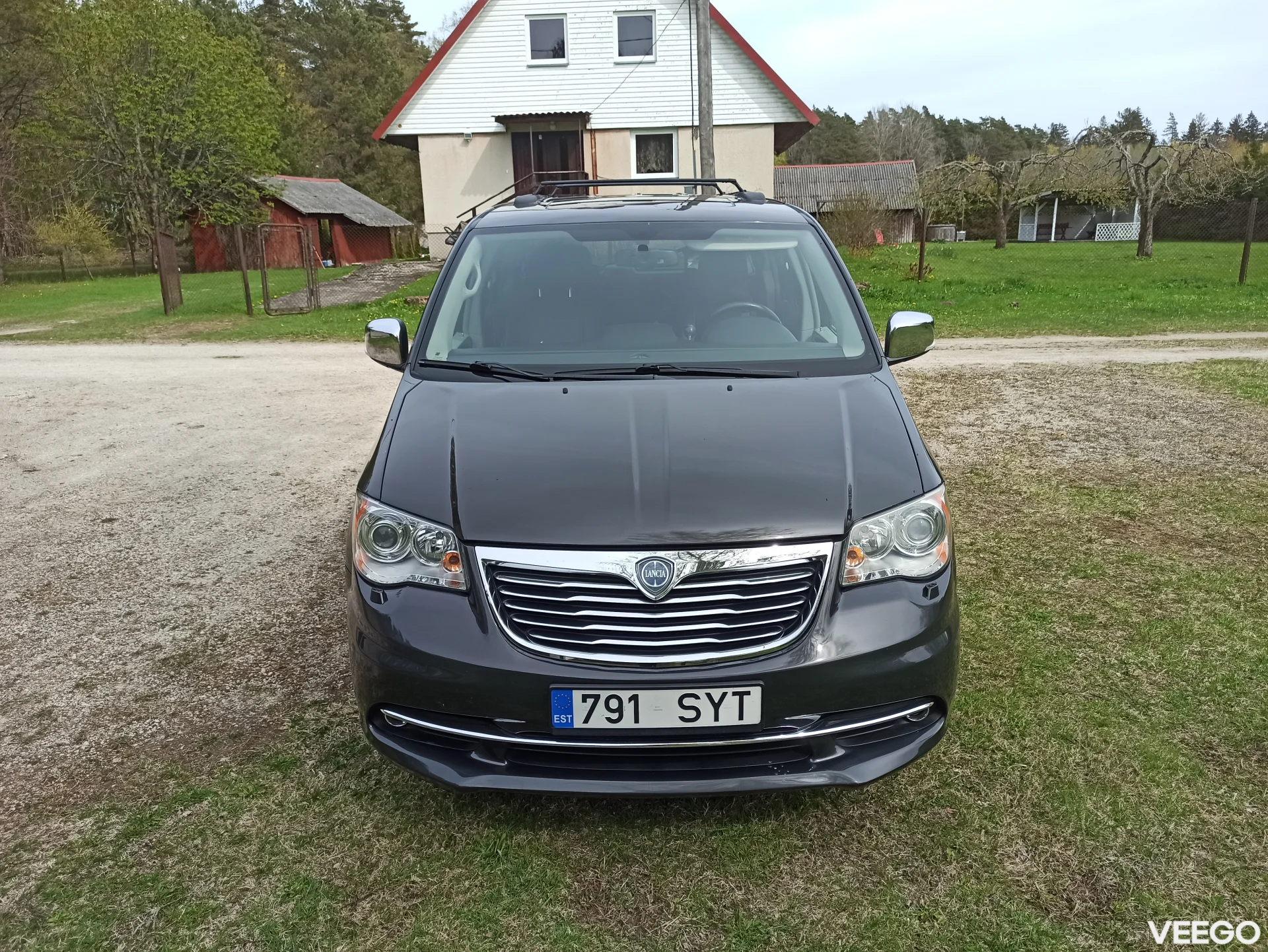 Lancia Voyager 2.8 120kW