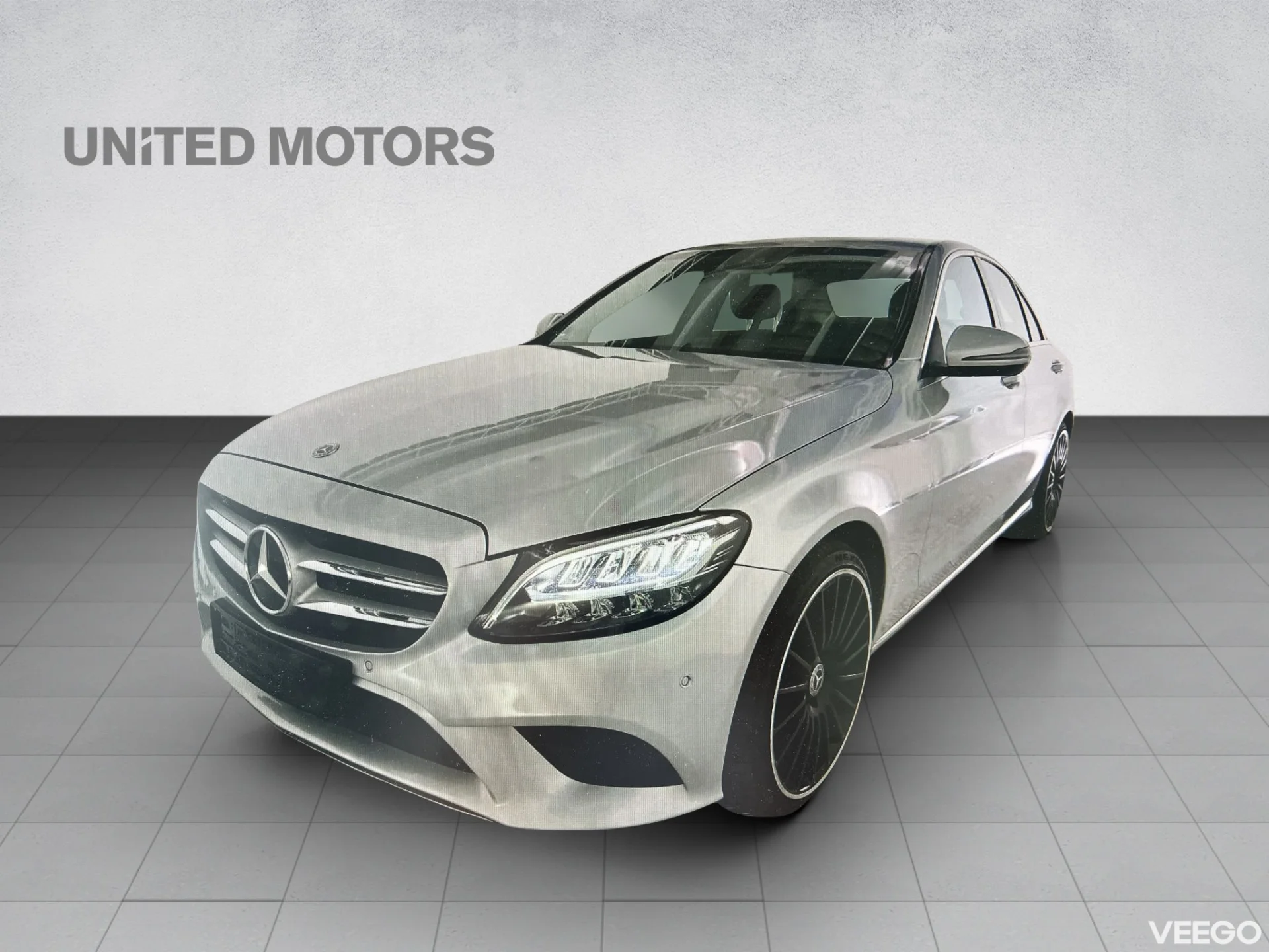 Mercedes-Benz C180 - 1.5 115kW