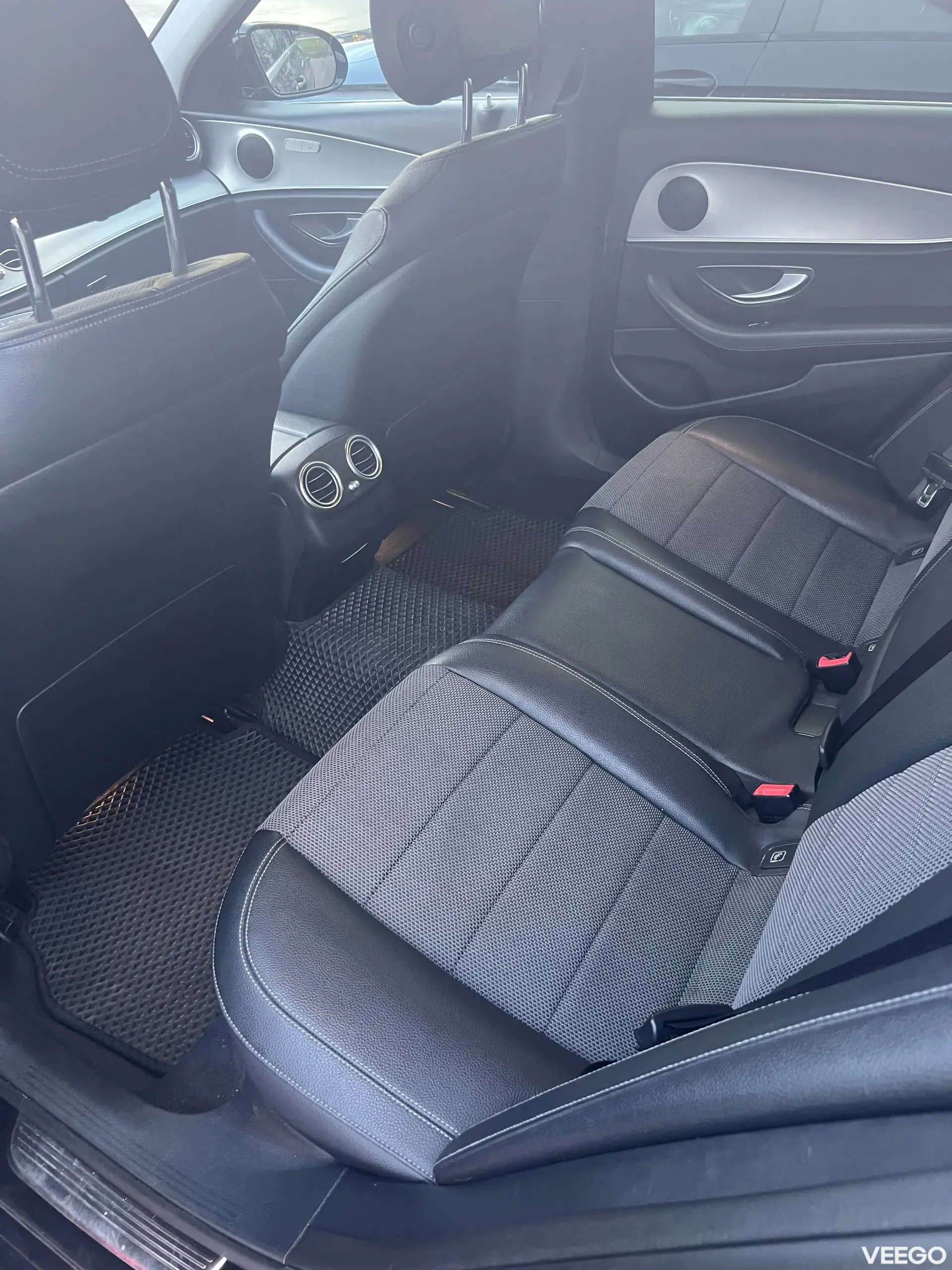 Mercedes-Benz E 220 D 2.0 143kW