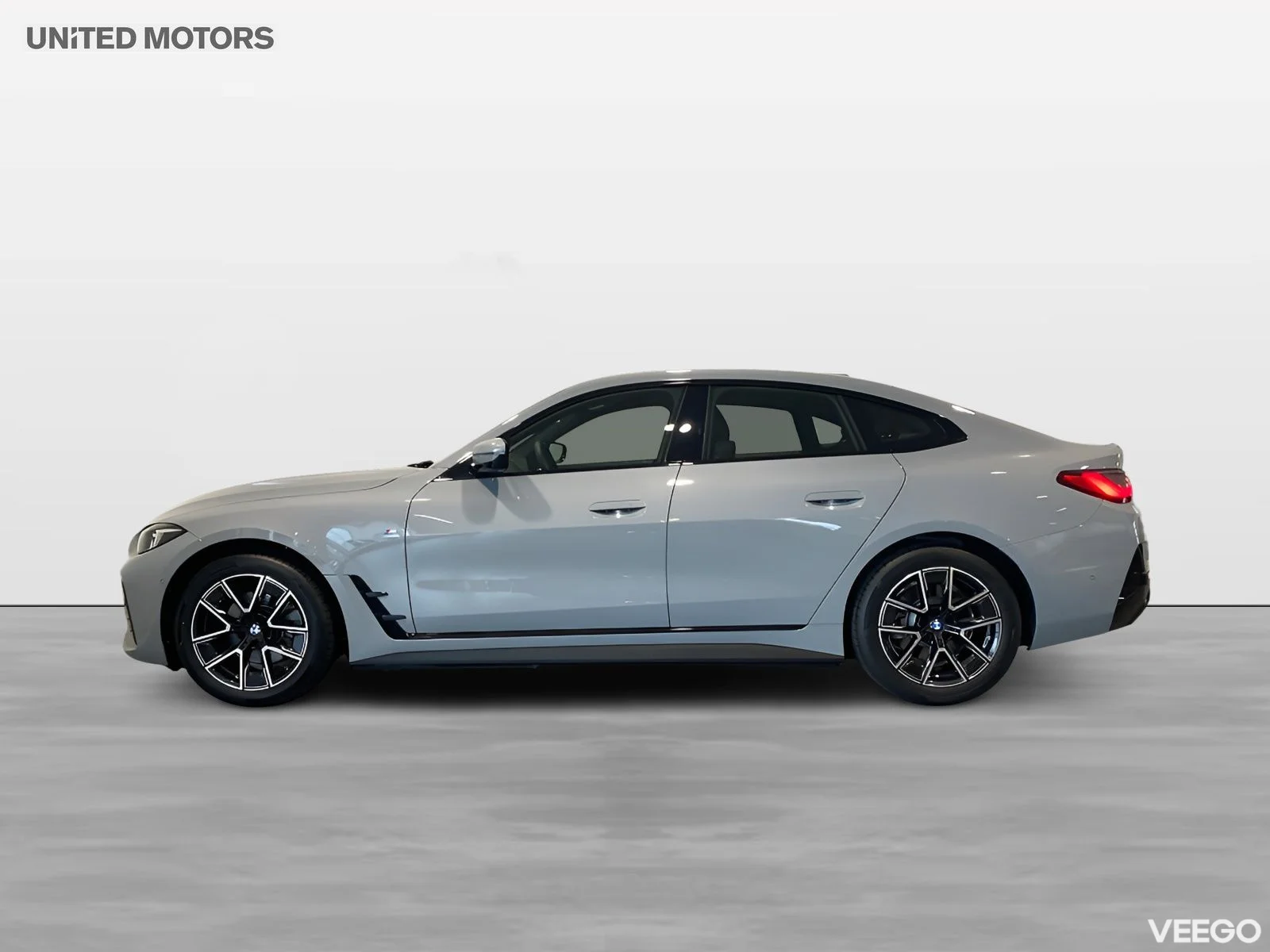 BMW i4 eDrive40 Rattvärme Parkeringsassistans plus Drag 0kW