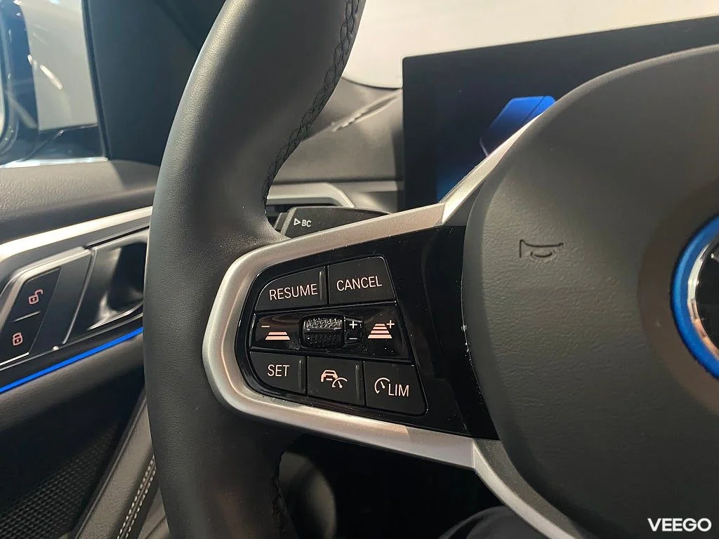 BMW i4 eDrive40 Rattvärme Parkeringsassistans plus Drag 0kW