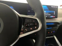 BMW i4 eDrive40 Rattvärme Parkeringsassistans plus Drag 0kW thumbnail