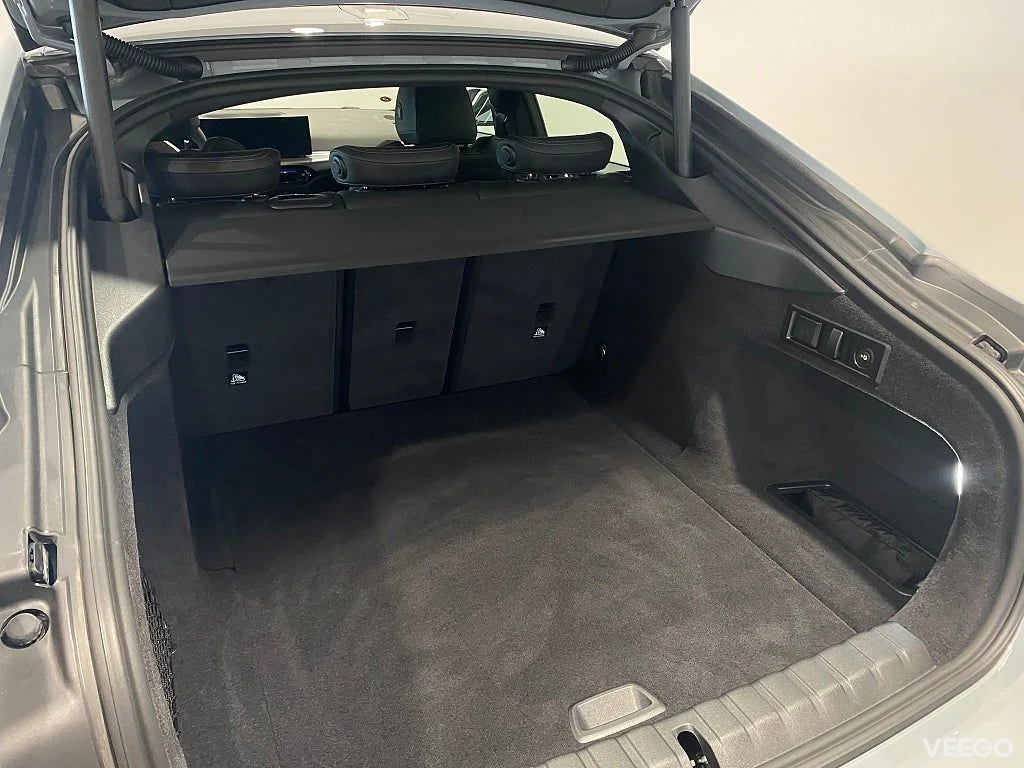 BMW i4 eDrive40 Rattvärme Parkeringsassistans plus Drag 0kW