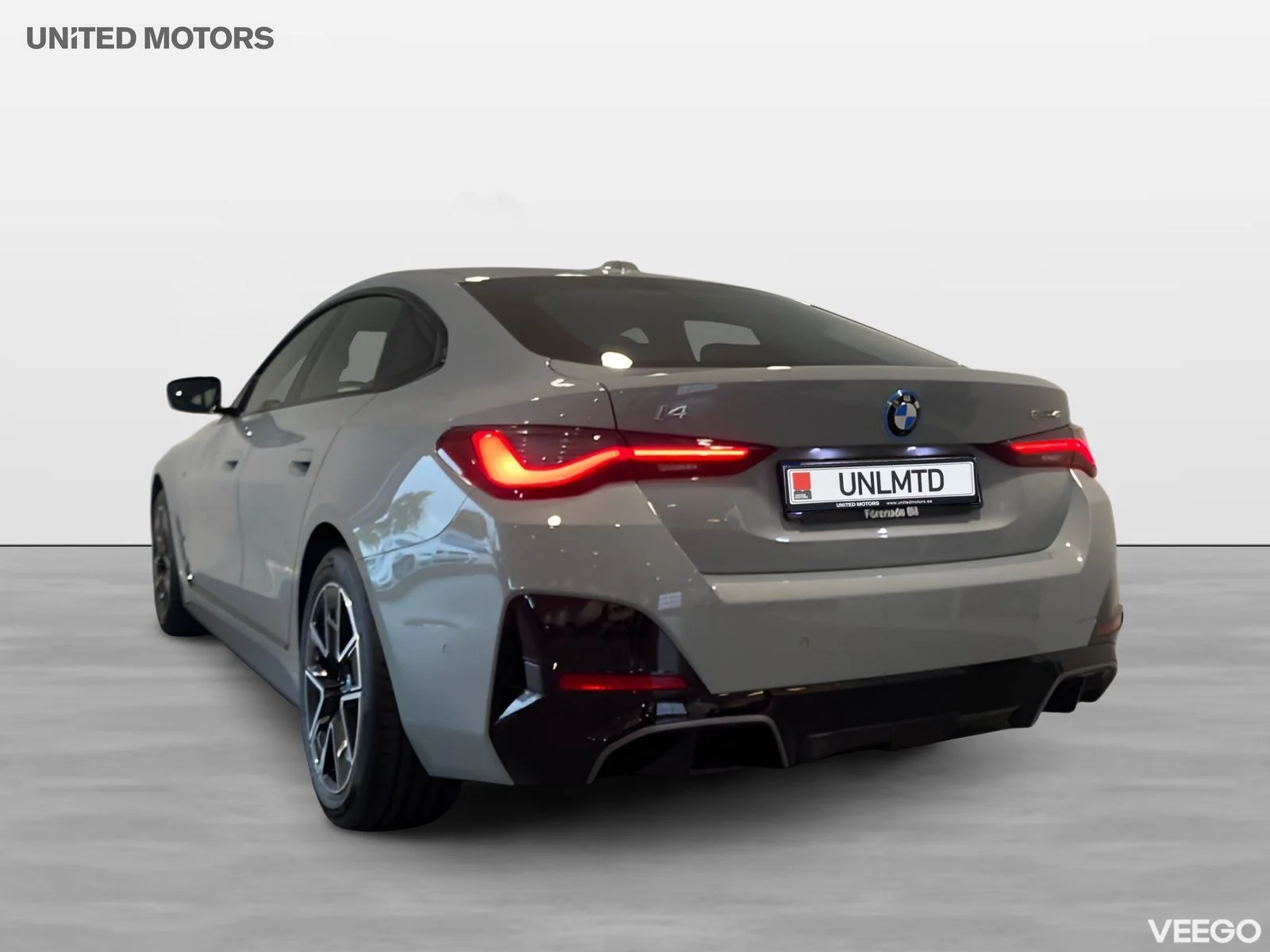 BMW i4 eDrive40 Rattvärme Parkeringsassistans plus Drag 0kW