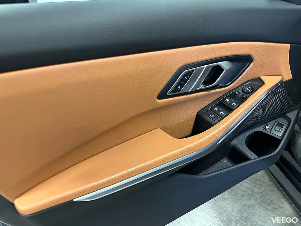 BMW 330 e xDrive Touring M-Sport / Dragkrok / Cockpit 135kW