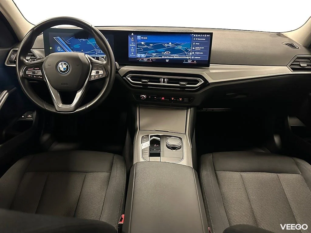 BMW 330 e xDrive Touring 292hk / Widescreen 215kW