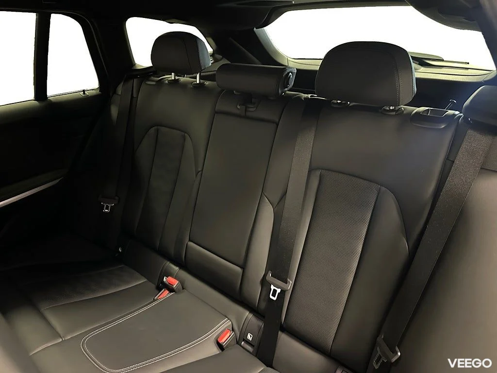 BMW M3 Competition Touring xDrive / Keramiska / Laser / H&K 375kW