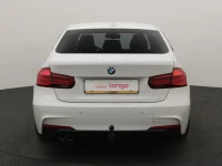 BMW 320 2 135kW thumbnail