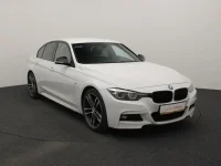 BMW 320 2 135kW thumbnail