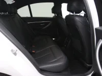 BMW 320 2 135kW thumbnail