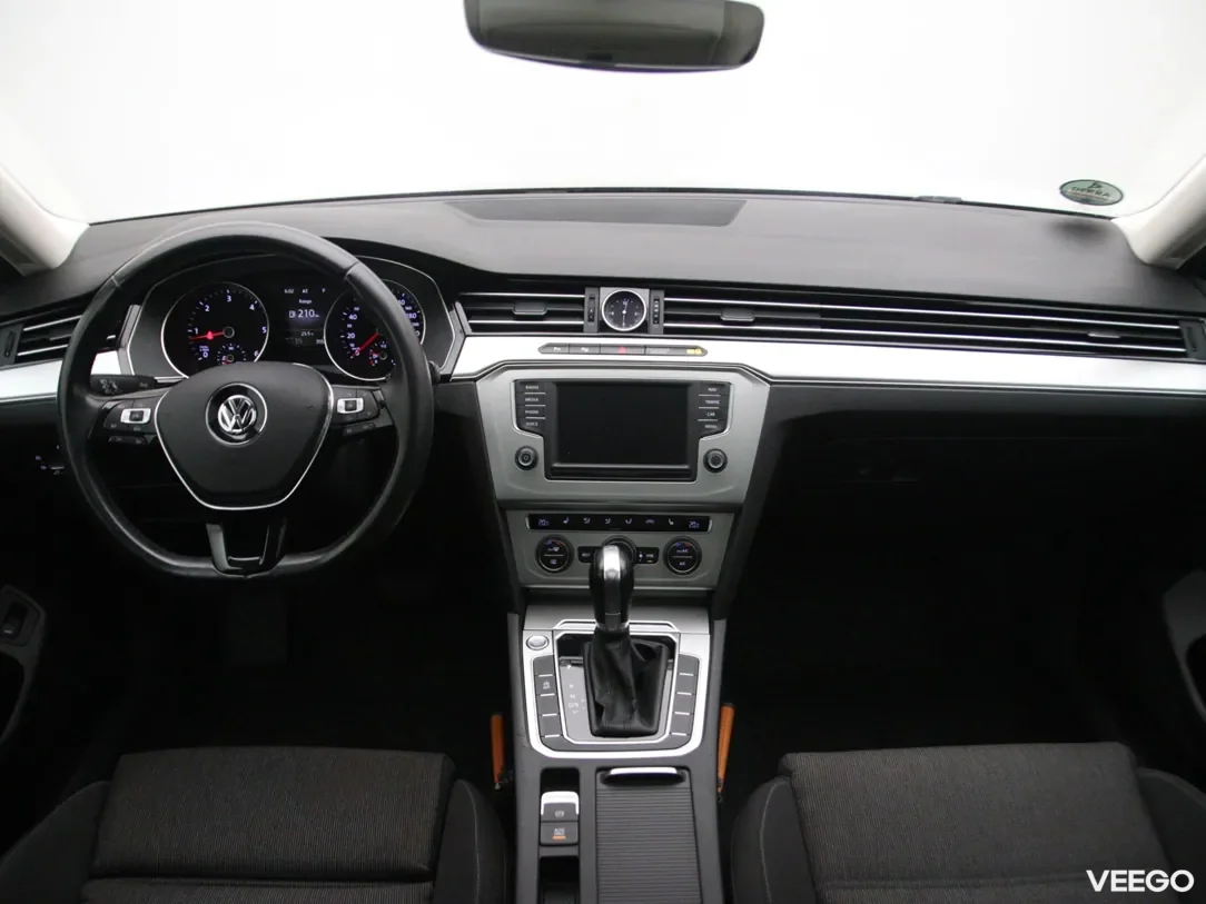 Volkswagen Passat 2 110kW