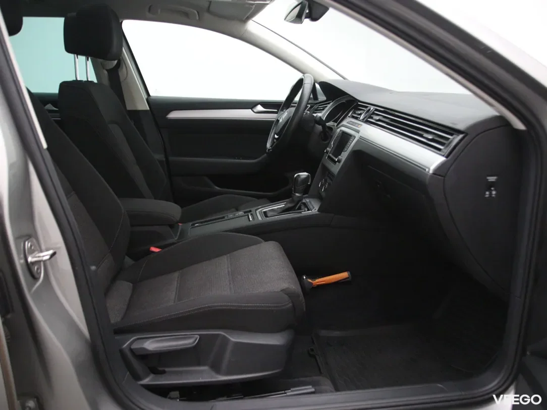 Volkswagen Passat 2 110kW