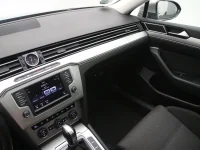 Volkswagen Passat 2 110kW thumbnail