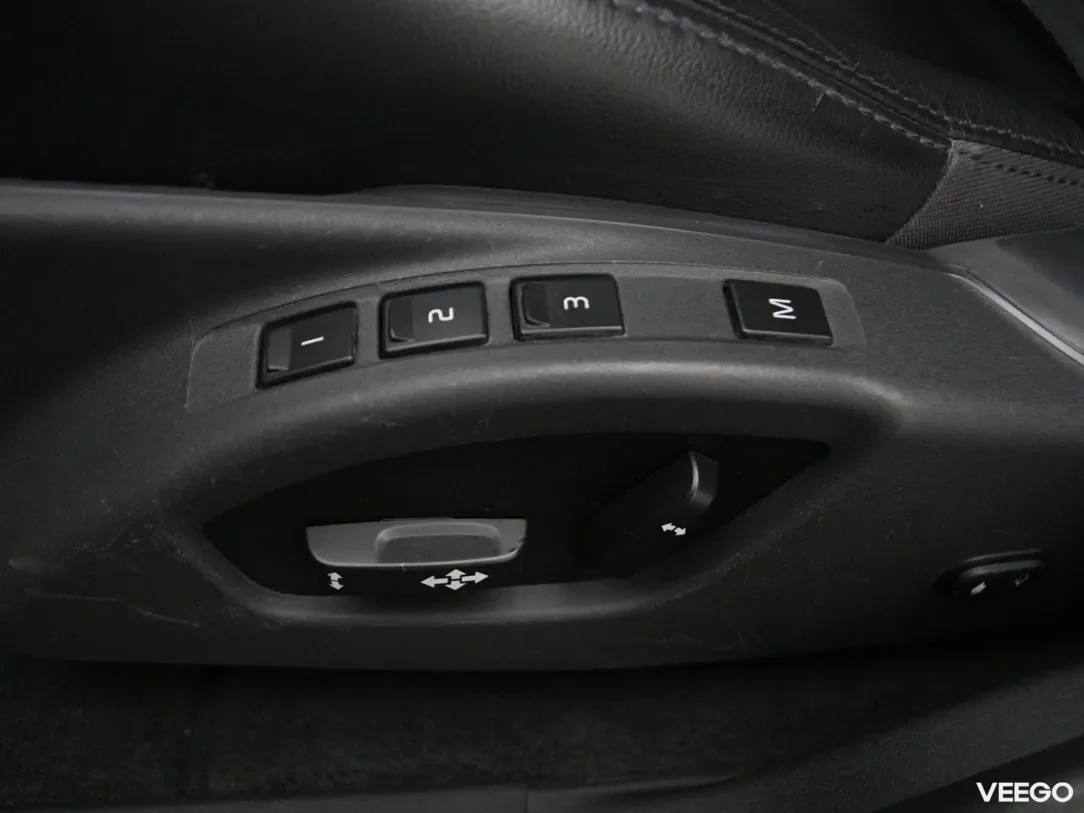 Volvo XC60 2 180kW