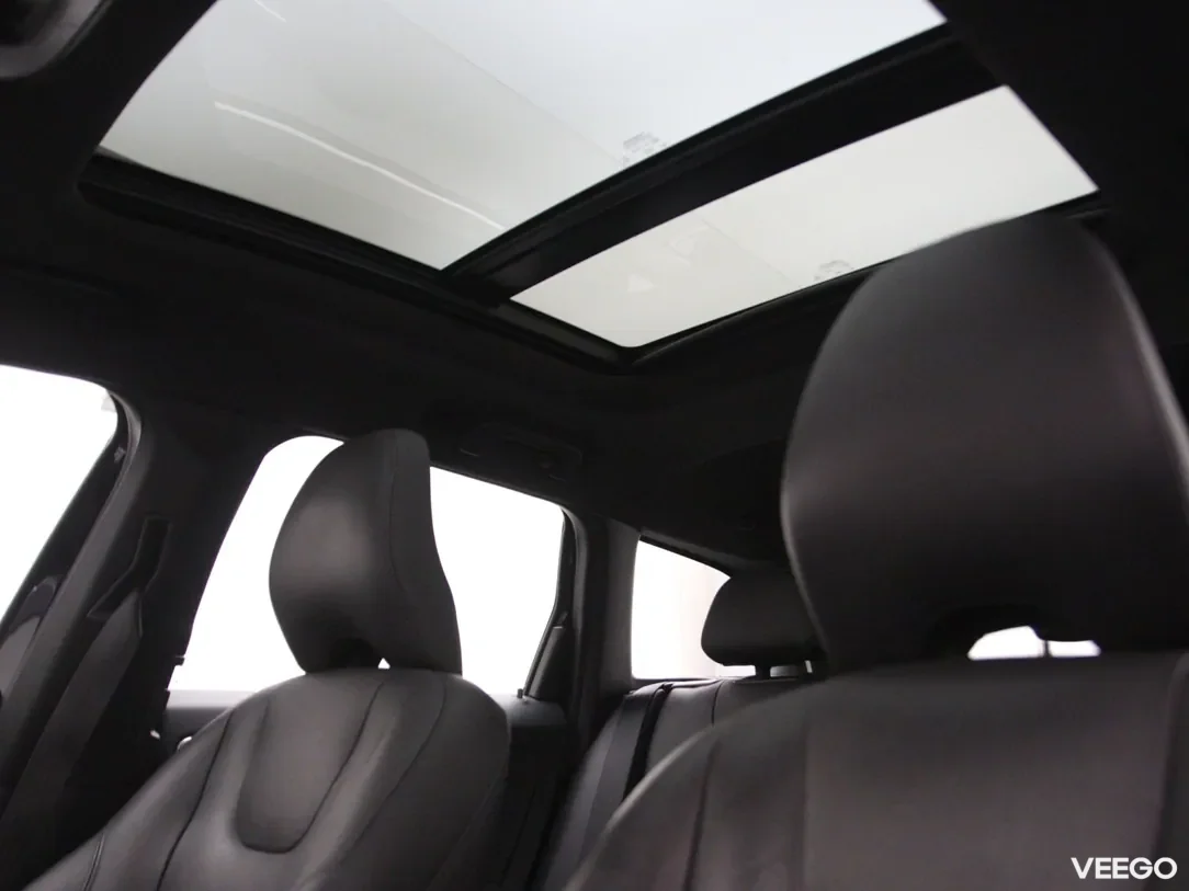 Volvo XC60 2 180kW