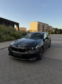 BMW 520 G61 2.0 145kW thumbnail