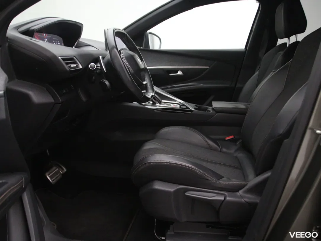 Peugeot 5008 1.6 85kW