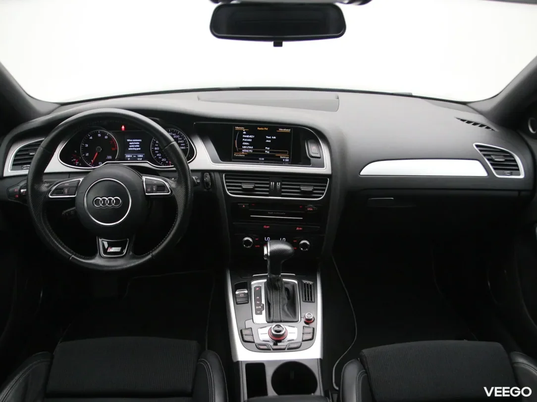 Audi A4 1.8 125kW