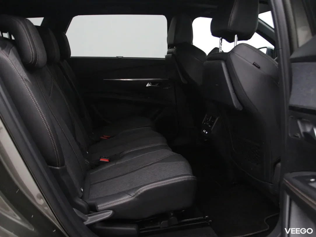 Peugeot 5008 1.6 85kW