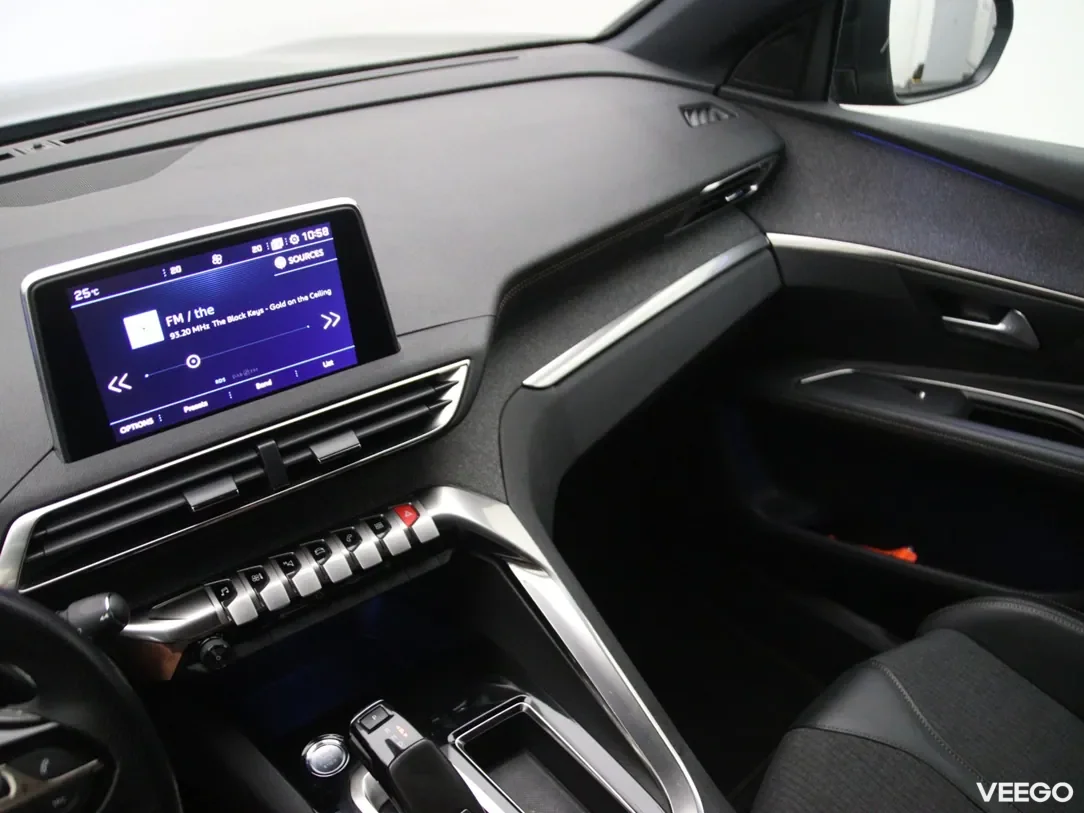 Peugeot 3008 1.2 96kW