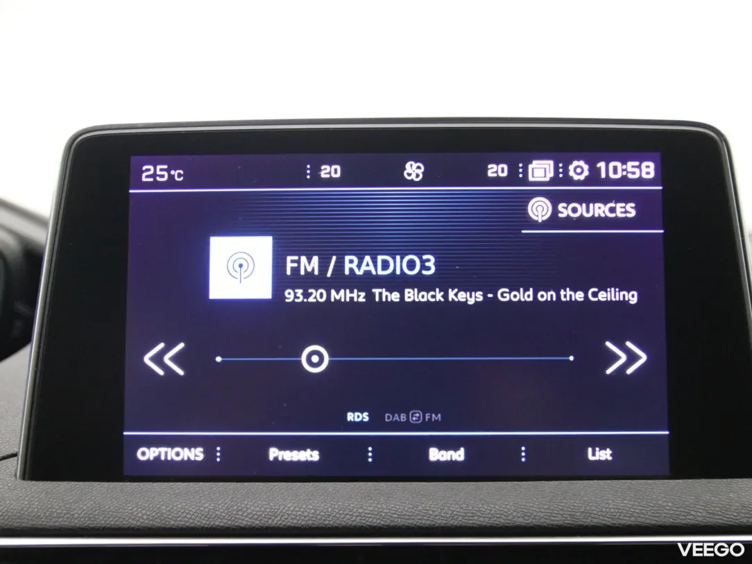 Peugeot 3008 1.2 96kW