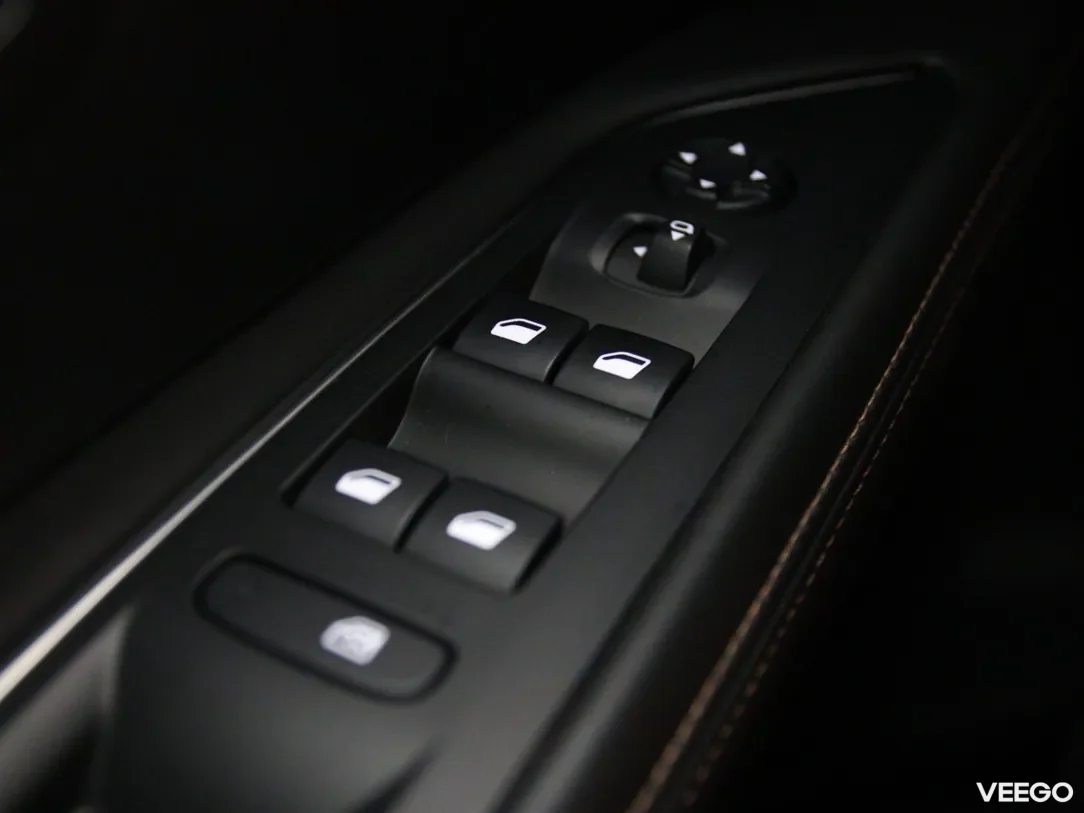 Peugeot 5008 1.6 85kW