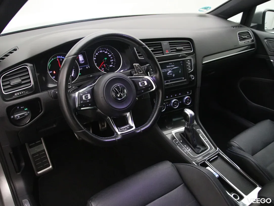 Volkswagen Golf 1.4 150kW