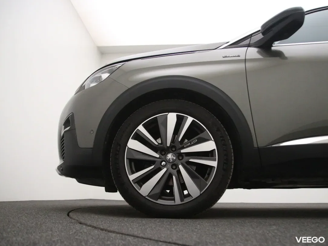 Peugeot 5008 1.6 85kW