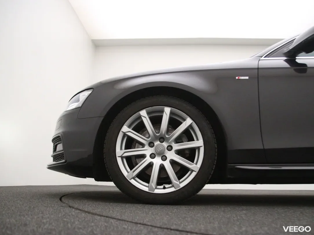 Audi A4 1.8 125kW
