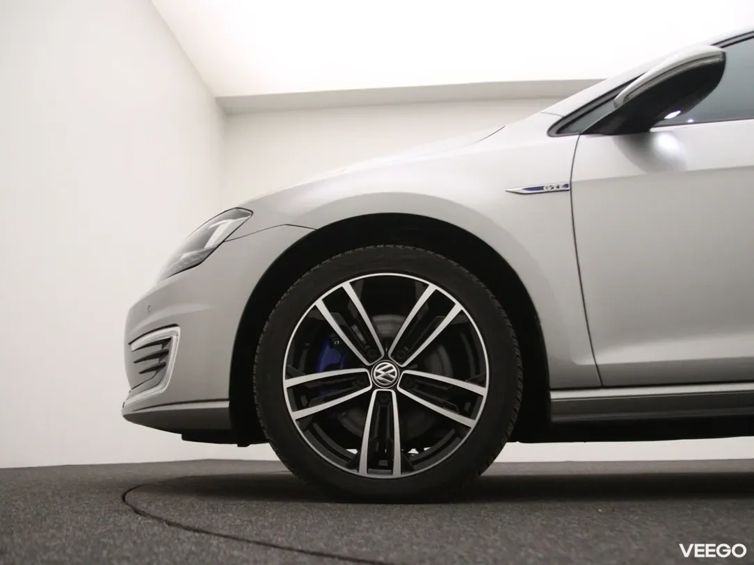 Volkswagen Golf 1.4 150kW