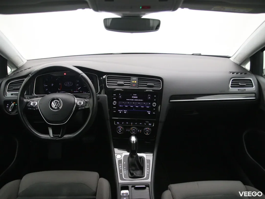 Volkswagen Golf 2 110kW