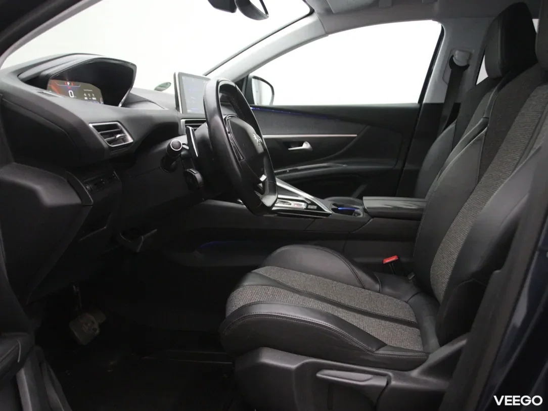 Peugeot 5008 1.6 121kW