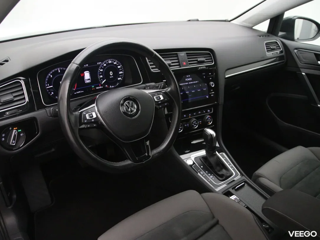 Volkswagen Golf 2 110kW