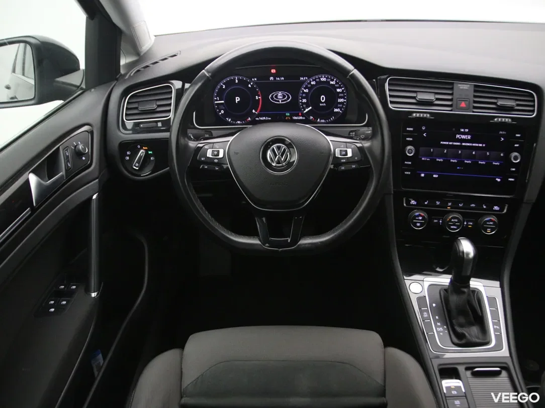 Volkswagen Golf 2 110kW