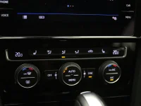 Volkswagen Golf 2 110kW thumbnail