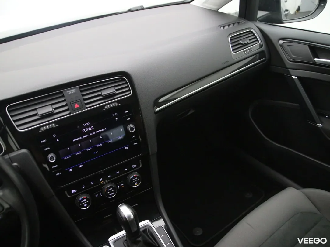 Volkswagen Golf 2 110kW