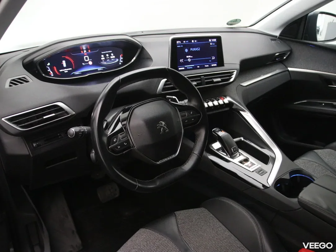 Peugeot 5008 1.6 121kW
