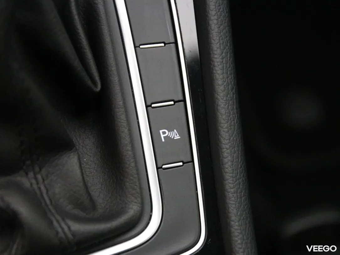 Volkswagen Golf 2 110kW