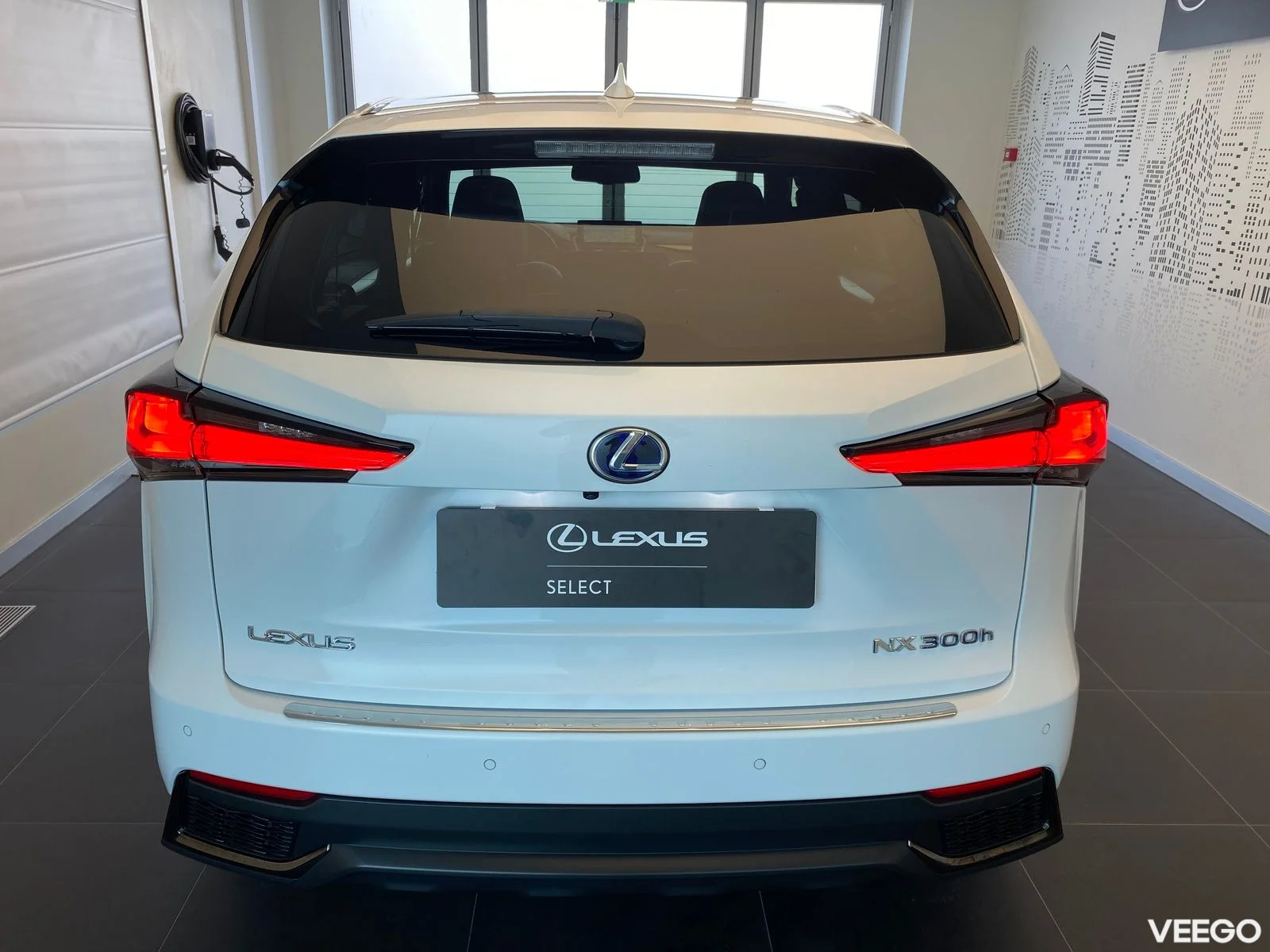 Lexus NX 300h - 114kW