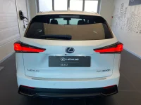 Lexus NX 300h - 114kW thumbnail