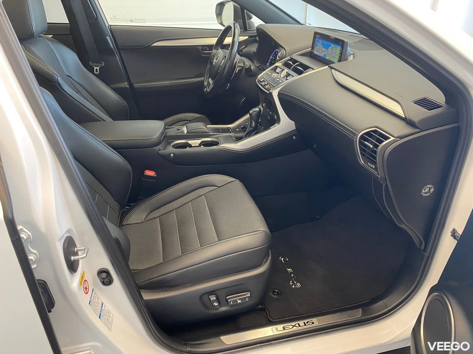 Lexus NX 300h - 114kW