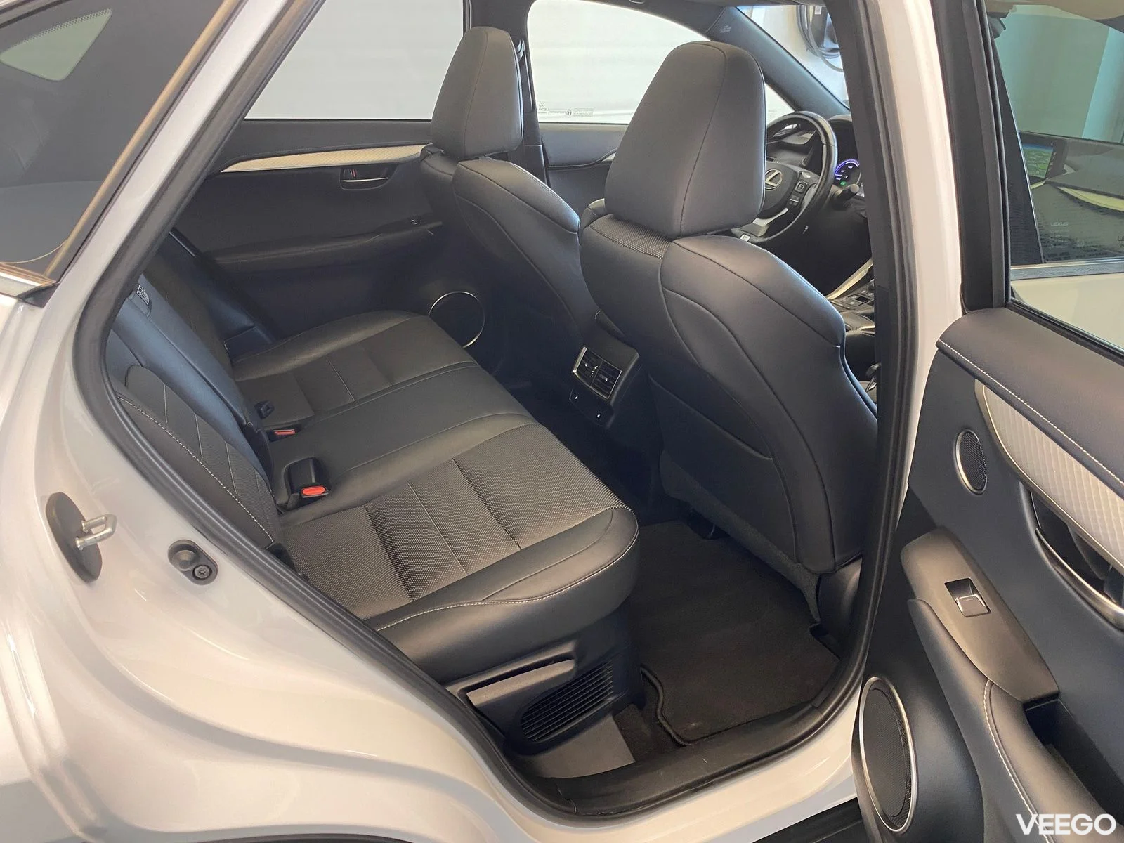 Lexus NX 300h - 114kW