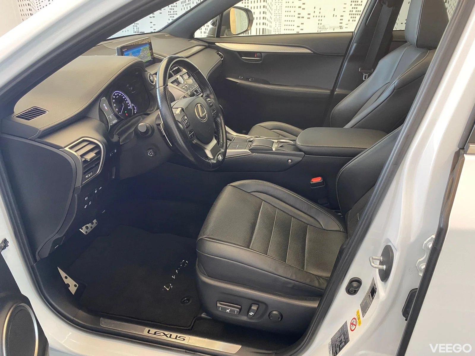 Lexus NX 300h - 114kW