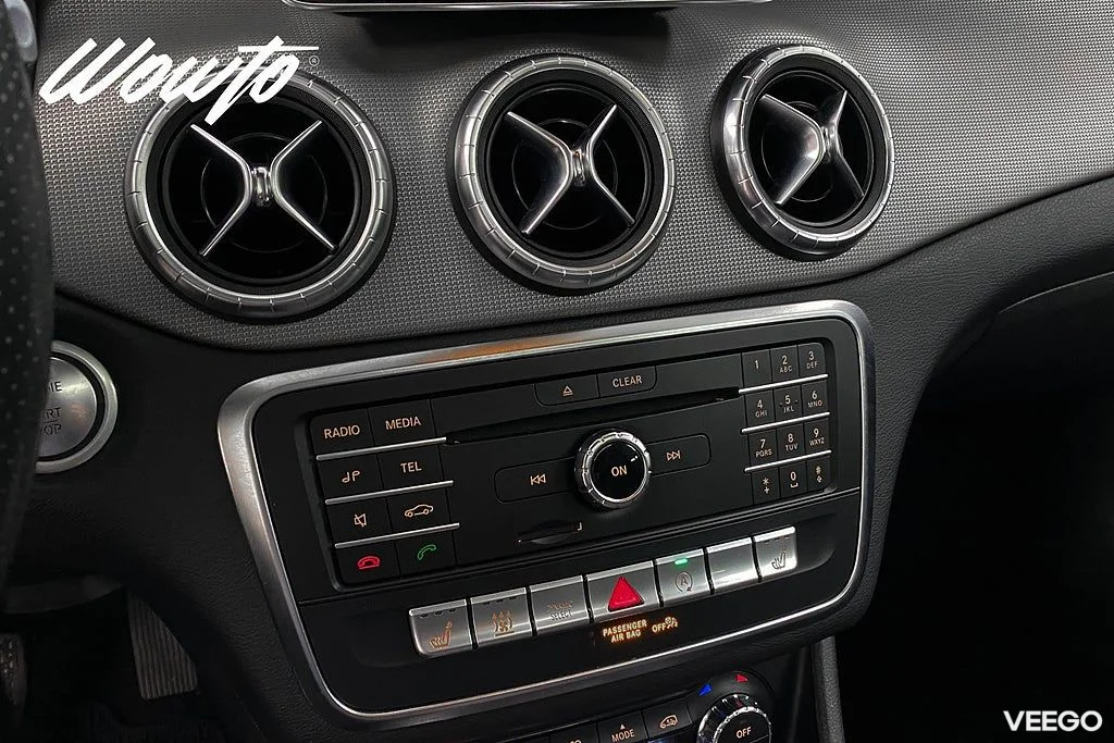 Mercedes-Benz CLA 220 d 177HK /Pano /Drag /CarPlay 130kW