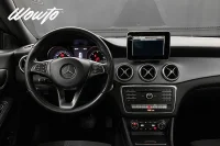 Mercedes-Benz CLA 220 d 177HK /Pano /Drag /CarPlay 130kW thumbnail