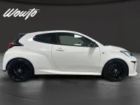 Toyota Yaris GR 300hk / Convenience / HUD / JBL / H&R 221kW