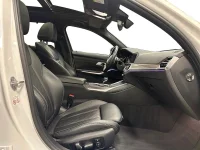 BMW M340i xDrive Touring 420HK Innovation Panorama Laser 309kW thumbnail