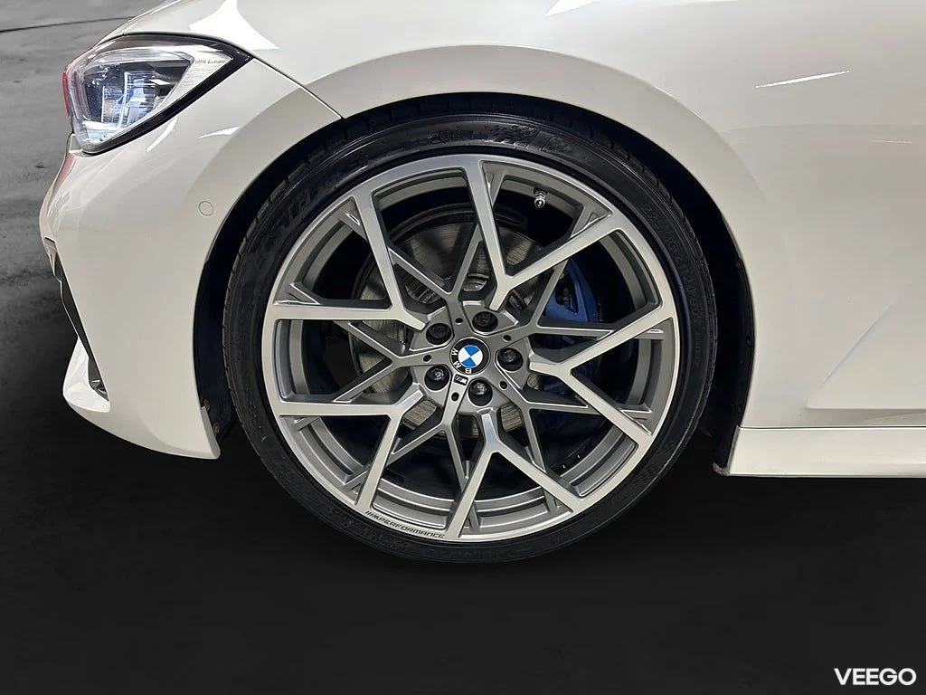 BMW M340i xDrive Touring 420HK Innovation Panorama Laser 309kW